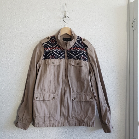 Blu Pepper Jackets & Coats Blu Pepper Jacket Womens Tan Militaryaztec Native Tribal Design